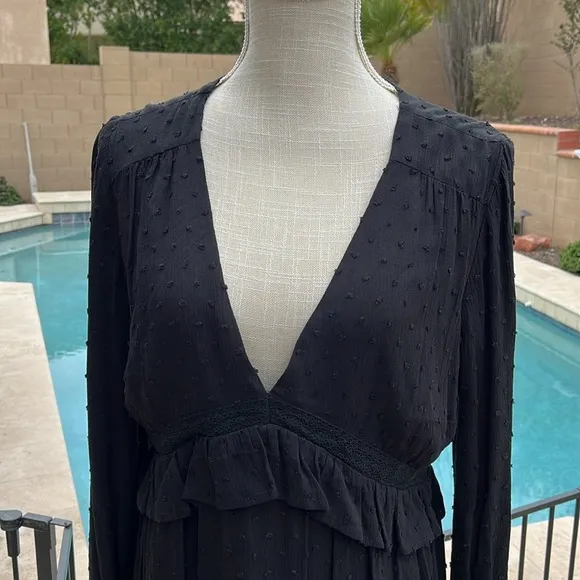 🆕 PAIGE Odelise Black Clip Dot Long Sleeve Dress -Size M