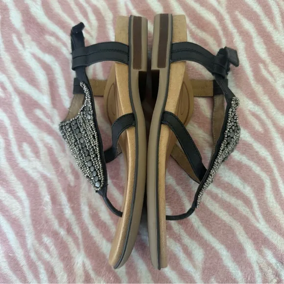 Aetrex Sheila Brown Leather Beaded/Studded Thong Sandal size 39 Euro or 8.5 US