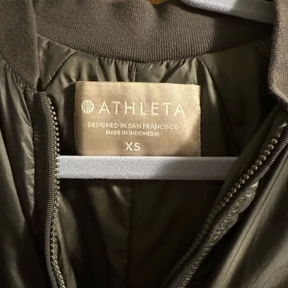 Athleta Womens Parka Summit Primaloft Insulated Lightweight Jacket Size XS