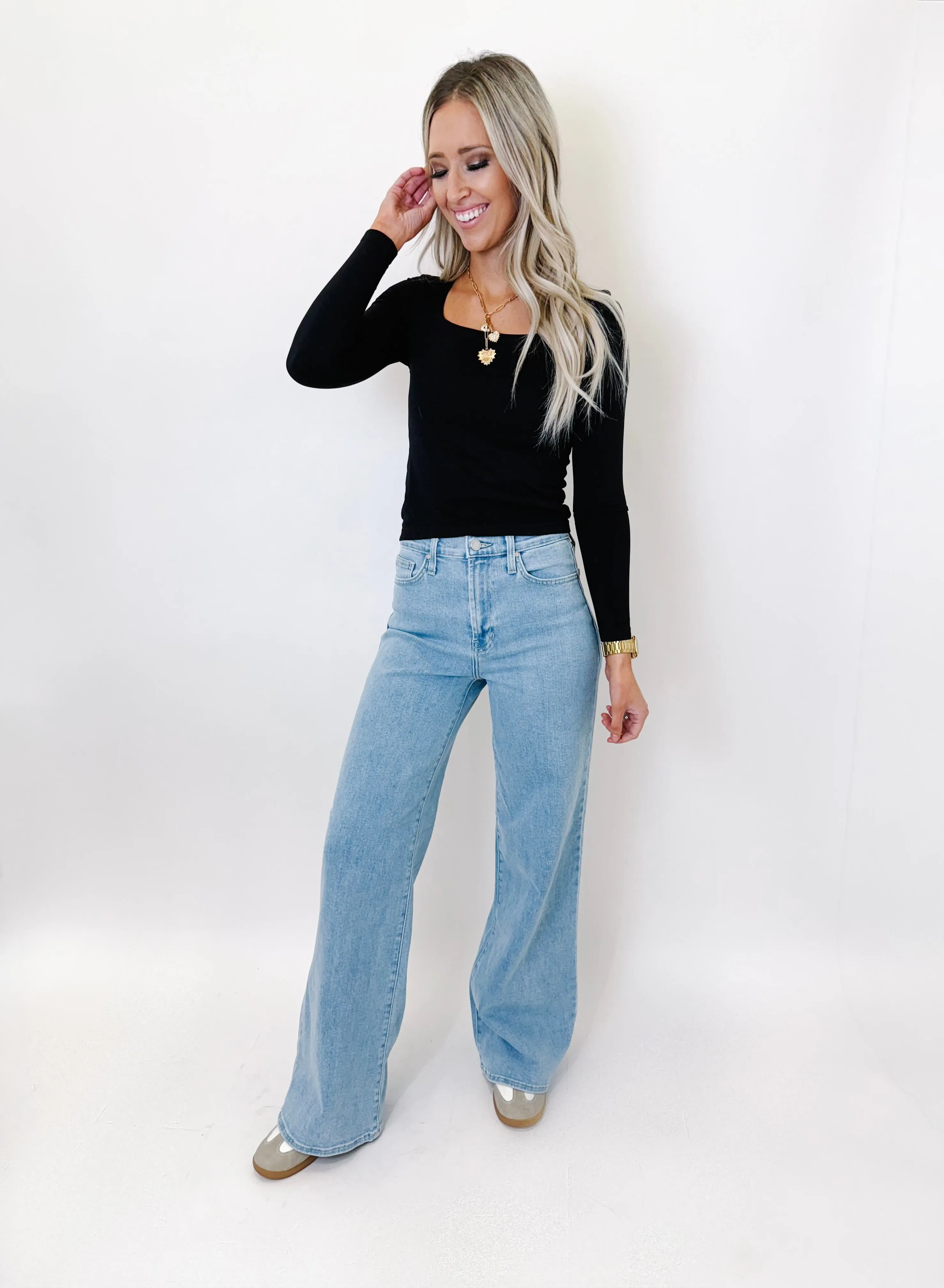 Black Square Neck Long Sleeve Top