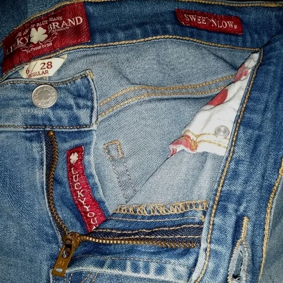 BOGO Lucky Brand Sweet N Low Stretch Jeans Boot Cut Denim 6 28 Bootcut Stretchy