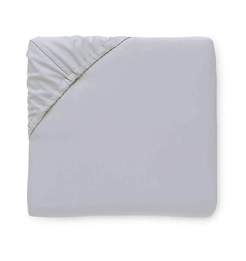 Finna Fitted Sheet by Sferra