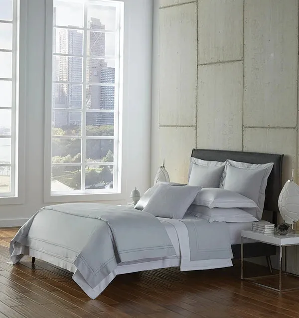 Finna Fitted Sheet by Sferra