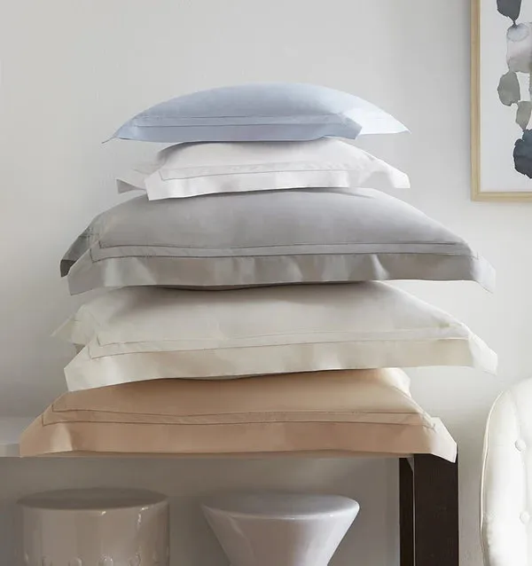 Finna Fitted Sheet by Sferra