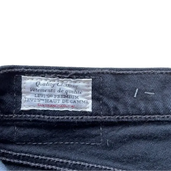 Levi's Black Wedgie Fit Jeans - 28&quot;, NWOTs