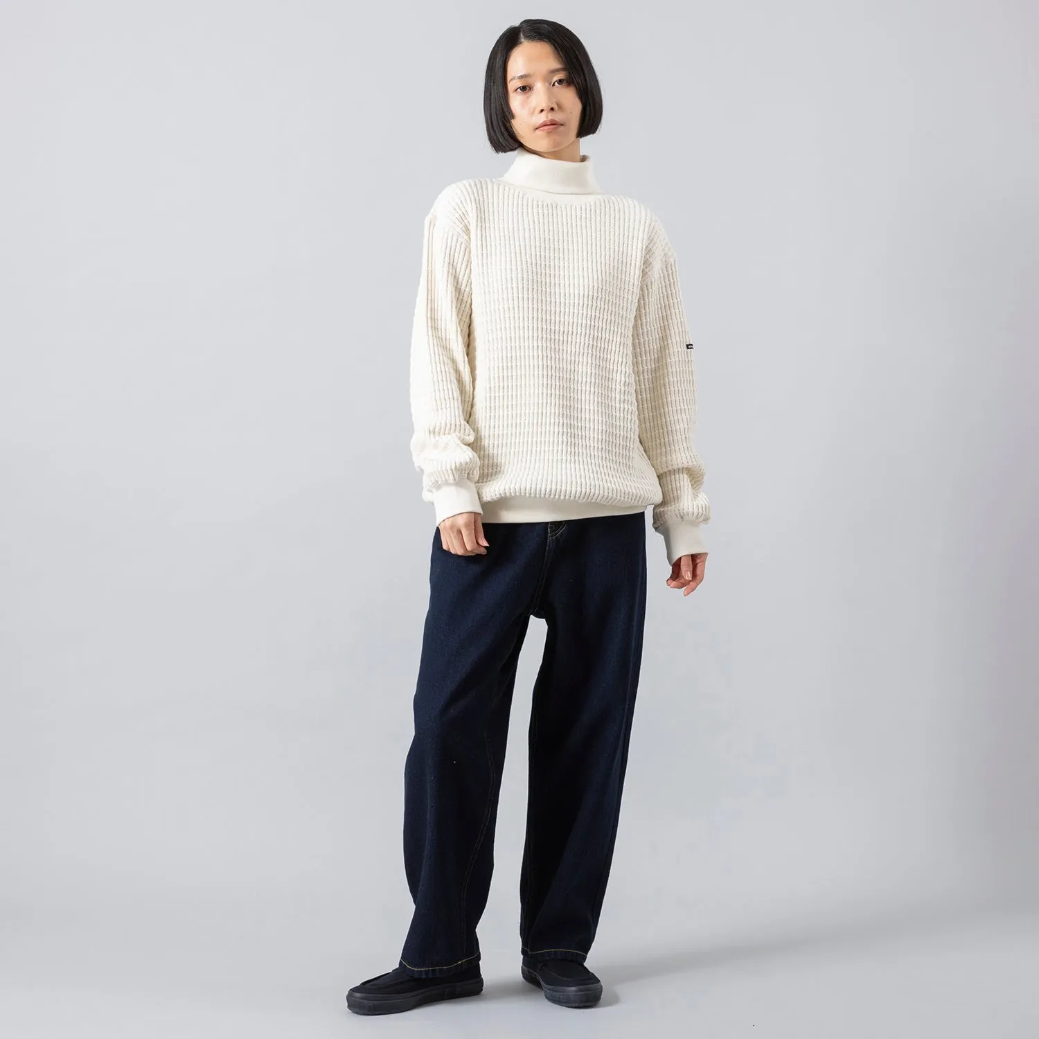MANASTASH | マナスタッシュ　SNUGGLE SNUG THERMAL TURTLE NE