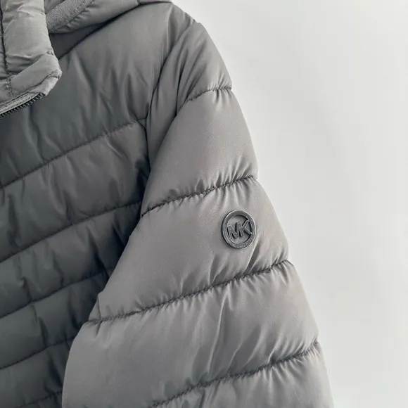 Michael Michael Kors Gray Ultra Light Weight Packable Hooded Puffer Coat