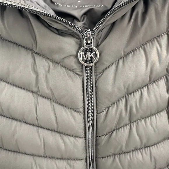 Michael Michael Kors Gray Ultra Light Weight Packable Hooded Puffer Coat