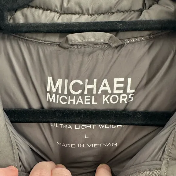 Michael Michael Kors Gray Ultra Light Weight Packable Hooded Puffer Coat