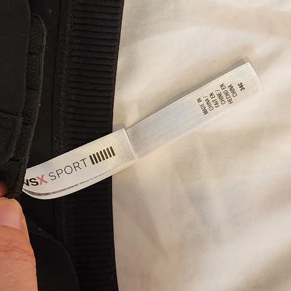 NWOT VSX Victoria's Secret Sports Bra - Multicolor