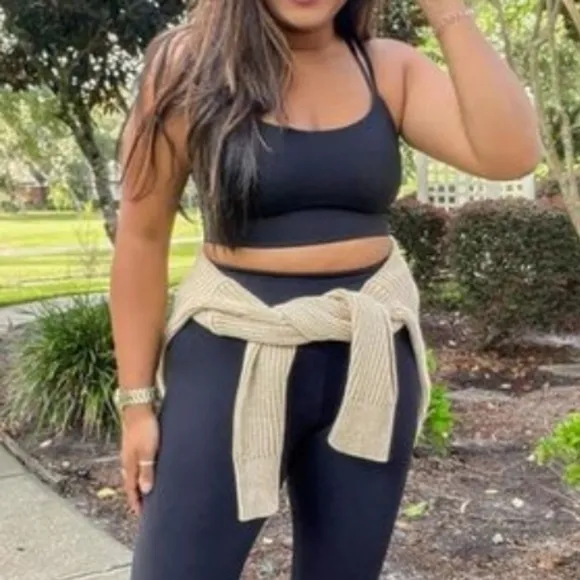 OFFLINE By Aerie Real Me Hold Up Sports Bra