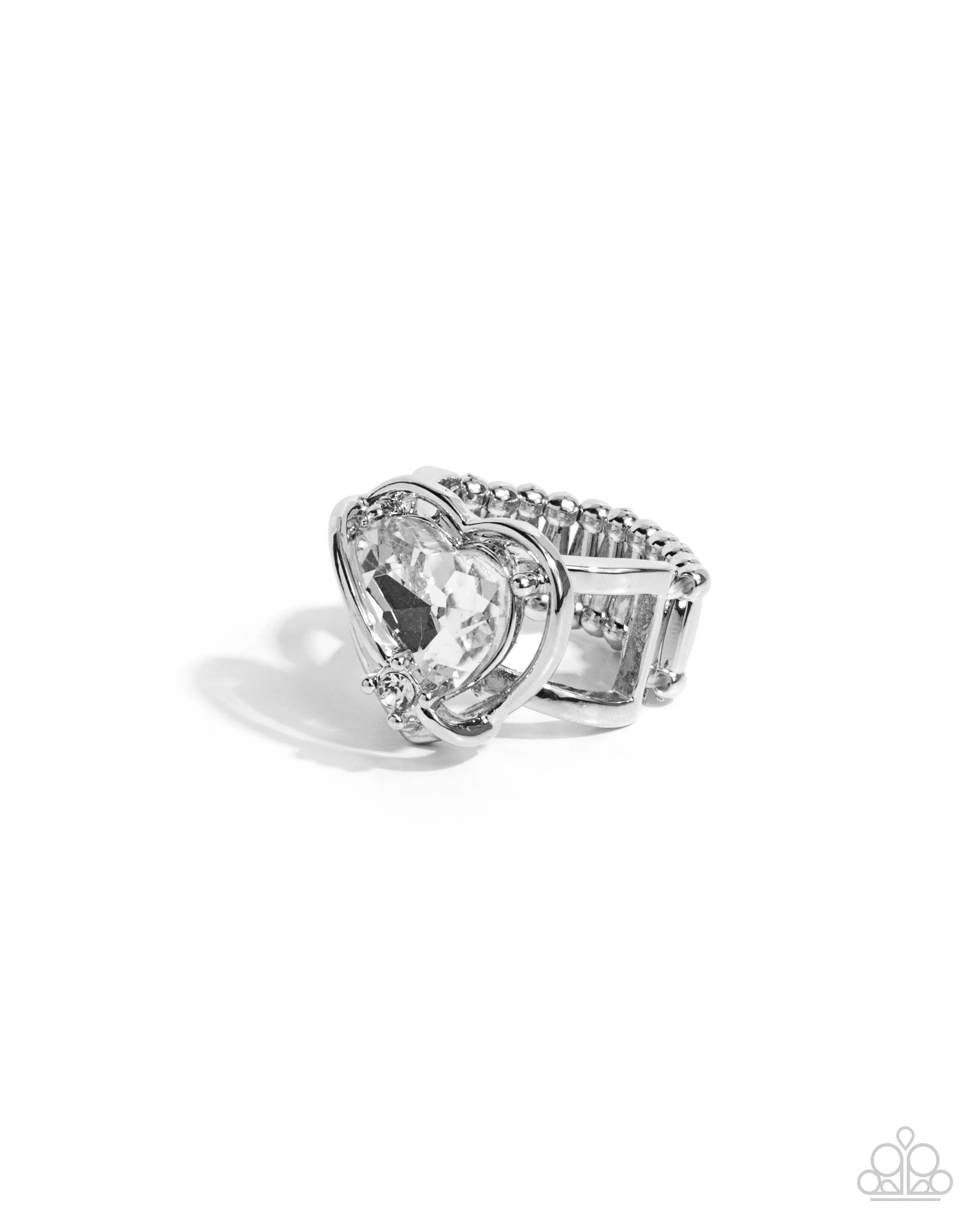 Paparazzi Cutie Chemistry Ring White