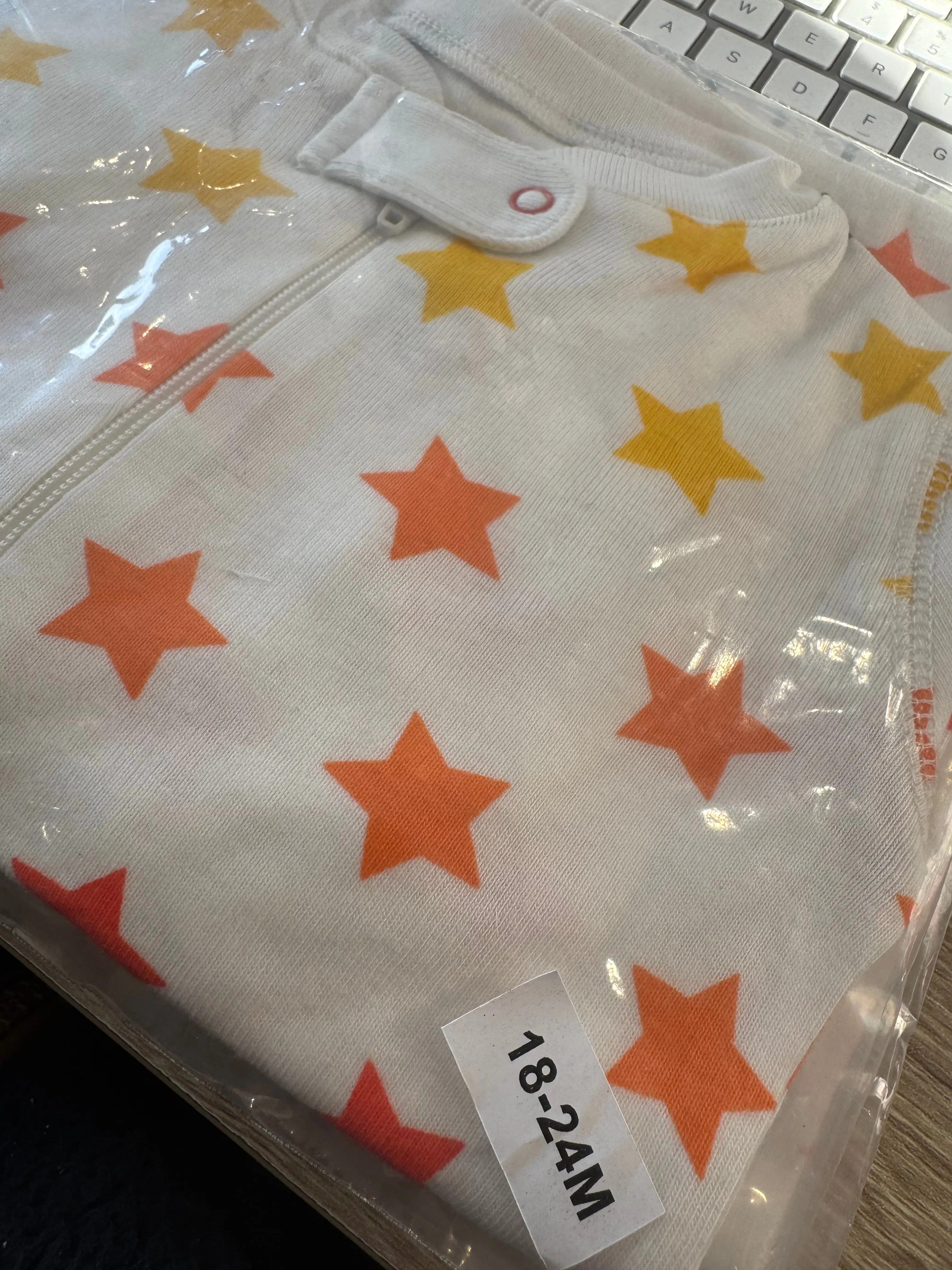 Primary Organic Sleepsuit - White Multi Stars (New) NB to 18-24m