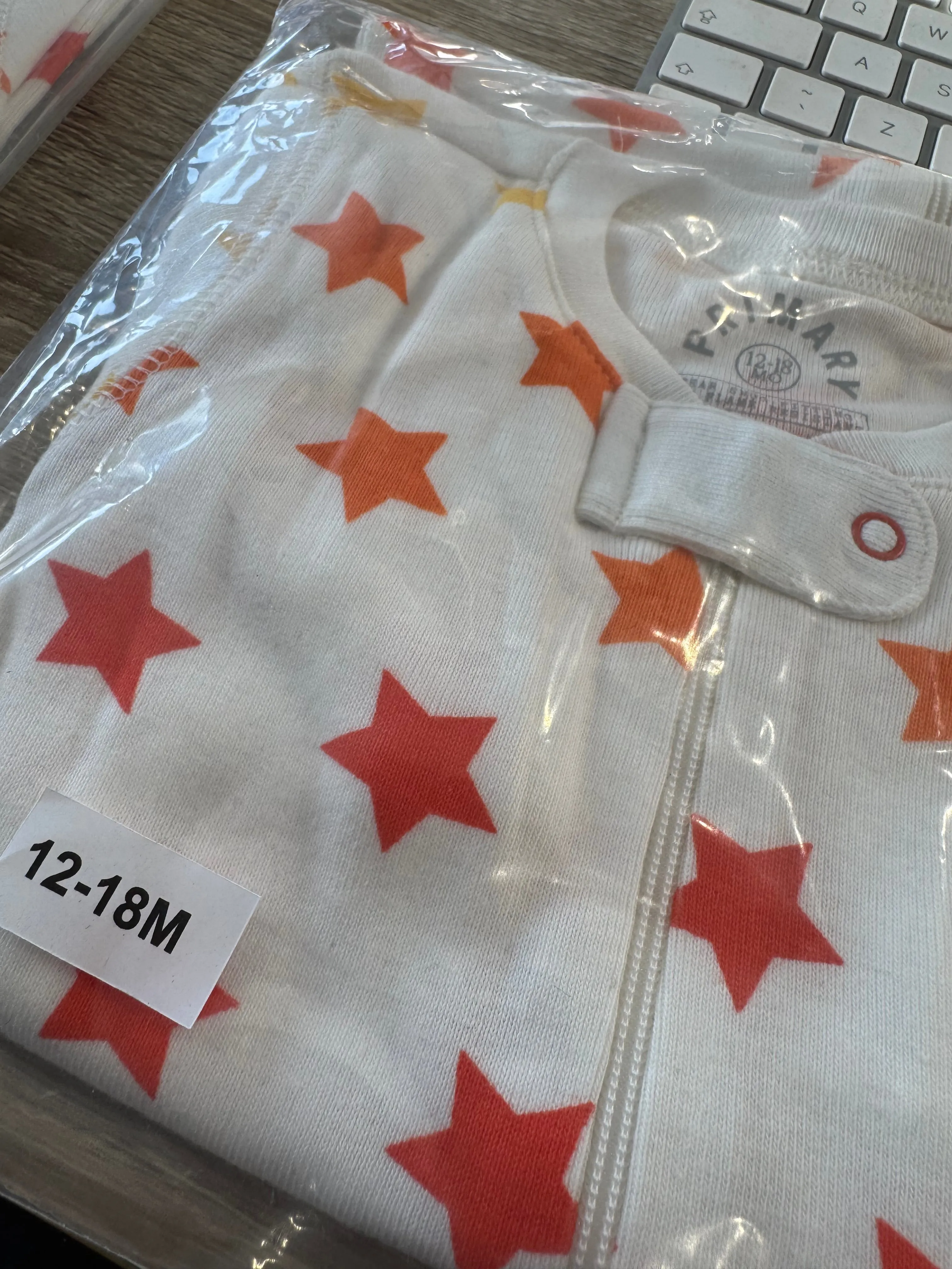 Primary Organic Sleepsuit - White Multi Stars (New) NB to 18-24m