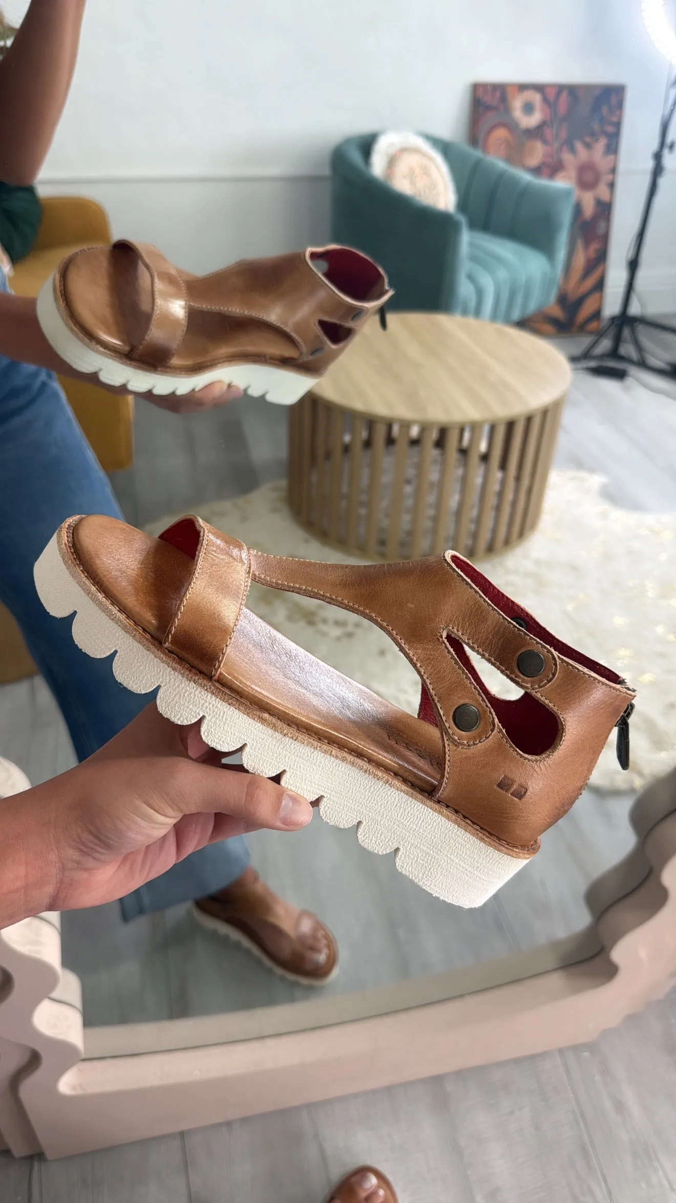 Soni ii, Tan Rustic