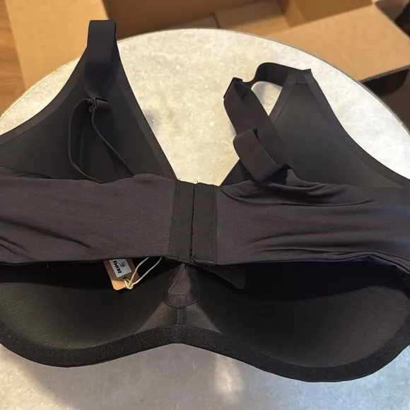 Wireless Form Super Push-Up Bra | Skims | Onyx